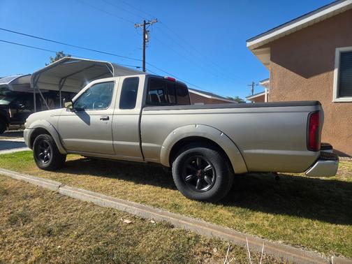 2003 Nissan Frontier XE King Cab