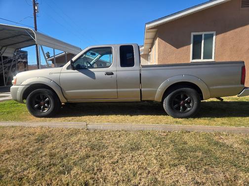 2003 Nissan Frontier XE King Cab