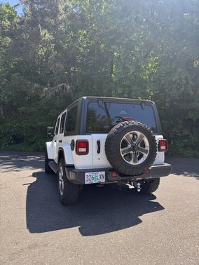 White 2019 Jeep Wrangler Unlimited Sahara