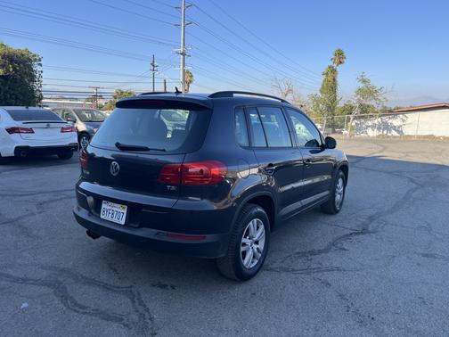 2016 Volkswagen Tiguan R-Line