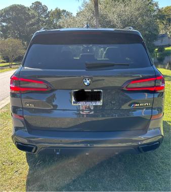2022 BMW X5 M50i