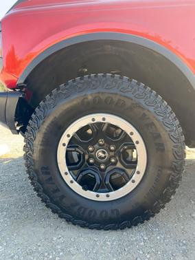 Red 2023 Ford Bronco Badlands Advanced