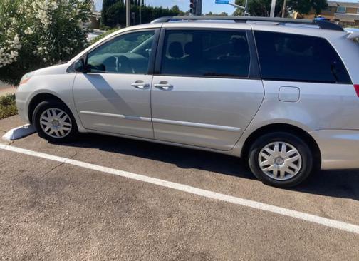 2006 Toyota Sienna LE