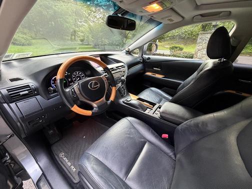 Silver 2014 Lexus RX 450h Base