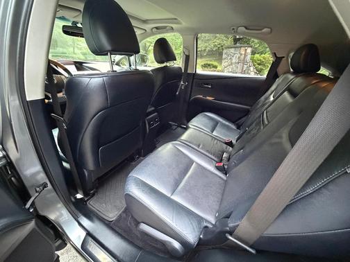 Silver 2014 Lexus RX 450h Base