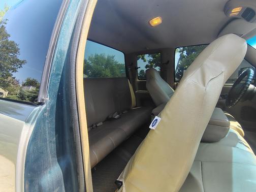 Green 1997 Dodge Ram 1500 Club Cab