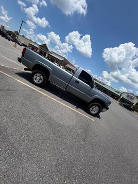 Gray 2001 Chevrolet Silverado 2500 H/D