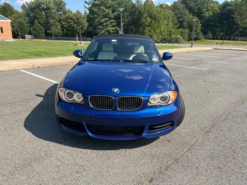 Blue 2011 BMW 135 i