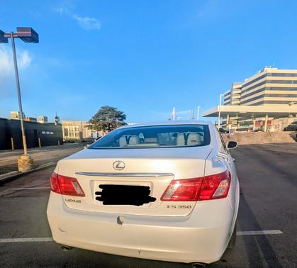 White 2009 Lexus ES 350 Base