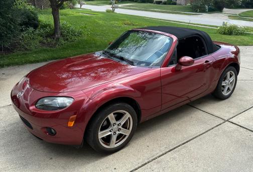 2006 Mazda MX-5 Miata Touring