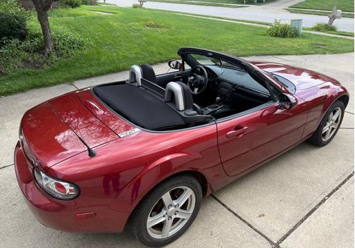 2006 Mazda MX-5 Miata Touring