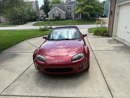 2006 Mazda MX-5 Miata Touring