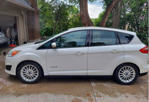 2013 Ford C-Max Hybrid SE