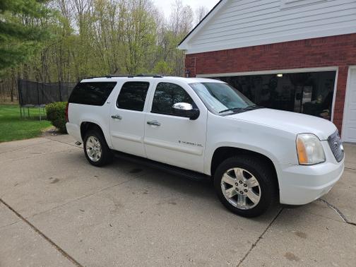 2008 GMC Yukon XL 1500 SLT