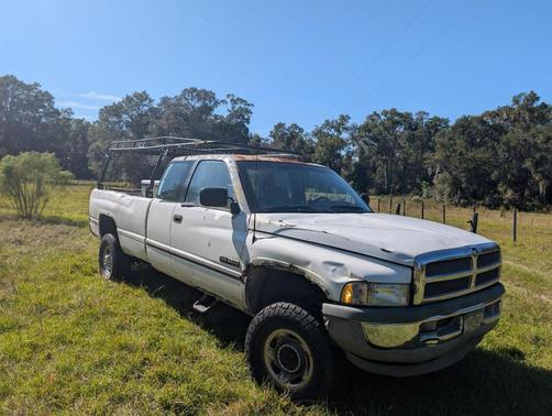 White 1996 Dodge Ram 2500 ST