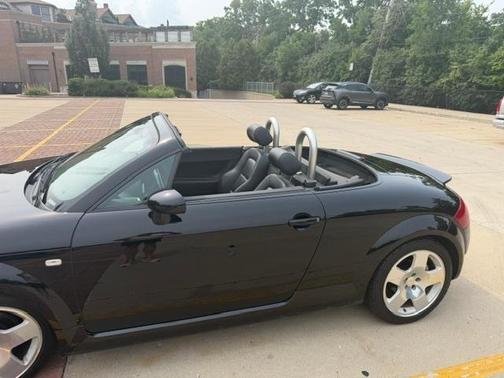 Black 2002 Audi TT Roadster quattro