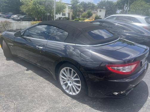 2017 Maserati GranTurismo Base