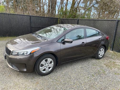 Brown 2017 Kia Forte LX