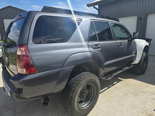 2003 Toyota 4Runner Sport V8