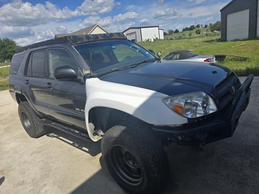 2003 Toyota 4Runner Sport V8