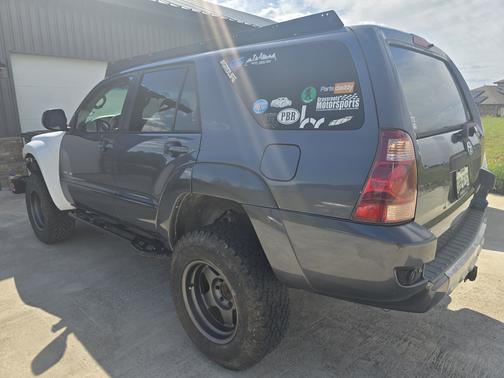 2003 Toyota 4Runner Sport V8