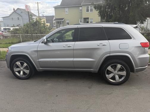 Silver 2015 Jeep Grand Cherokee Overland
