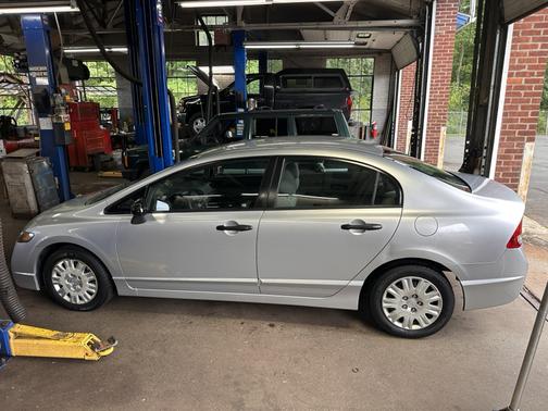 Silver 2010 Honda Civic VP