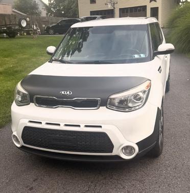 White 2015 Kia Soul !