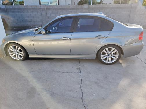 2006 BMW 325 i