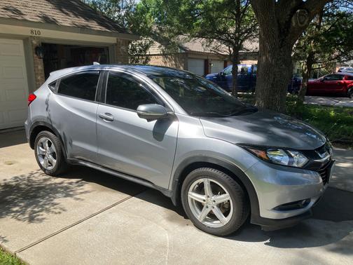 Silver 2017 Honda HR-V EX