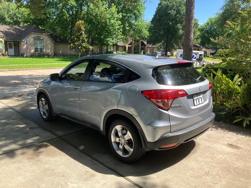 Silver 2017 Honda HR-V EX