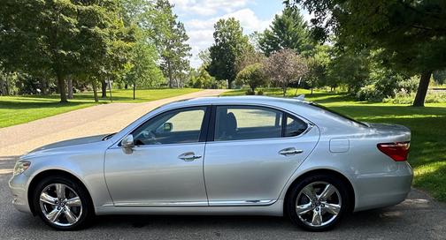 2010 Lexus LS 460 L