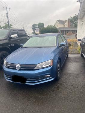 Blue 2016 Volkswagen Jetta Hybrid SEL Premium
