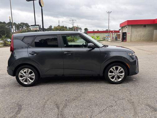 Gray 2021 Kia Soul S
