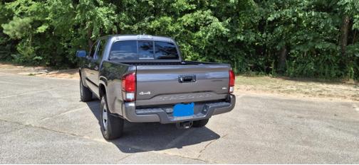 2022 Toyota Tacoma SR5