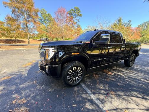 2024 GMC Sierra 2500 Denali