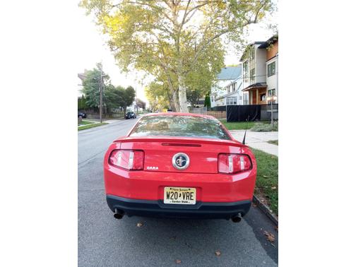 2012 Ford Mustang V6