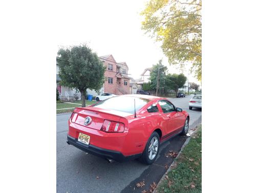 2012 Ford Mustang V6