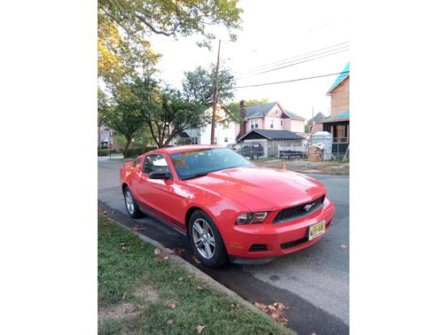 2012 Ford Mustang V6