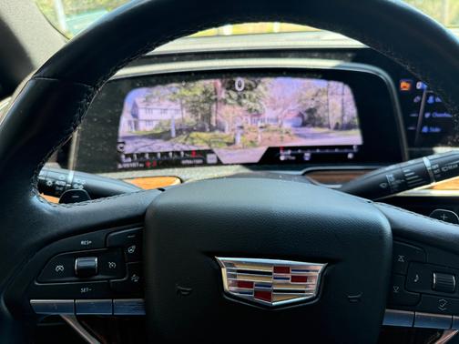 2023 Cadillac Escalade Luxury