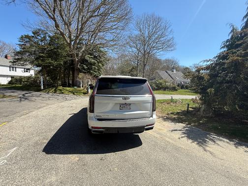 2023 Cadillac Escalade Luxury