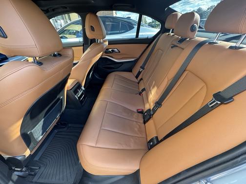 2023 BMW 330e xDrive