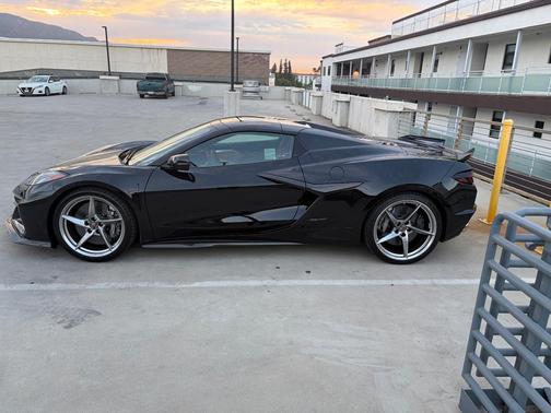 Black 2024 Chevrolet Corvette E-Ray 3LZ