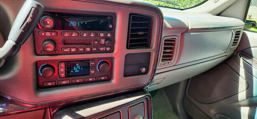 2004 GMC Yukon Denali