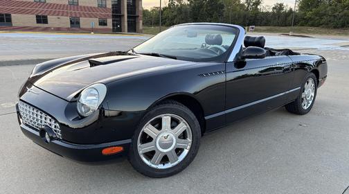 Black 2004 Ford Thunderbird Premium