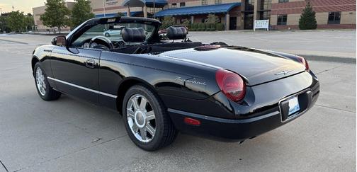 Black 2004 Ford Thunderbird Premium