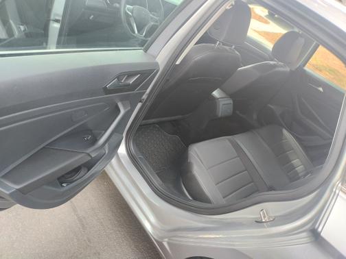 2023 Volkswagen Jetta 1.4T SE