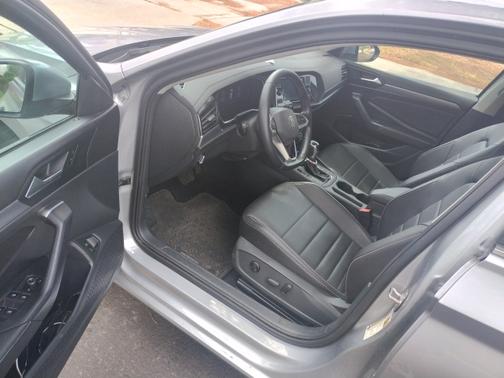 2023 Volkswagen Jetta 1.4T SE