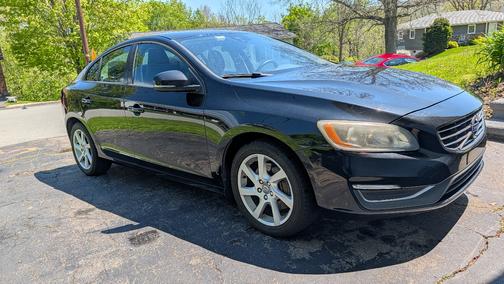 Black 2014 Volvo S60 T5