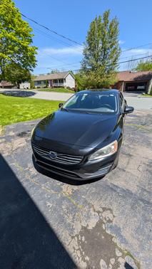 Black 2014 Volvo S60 T5